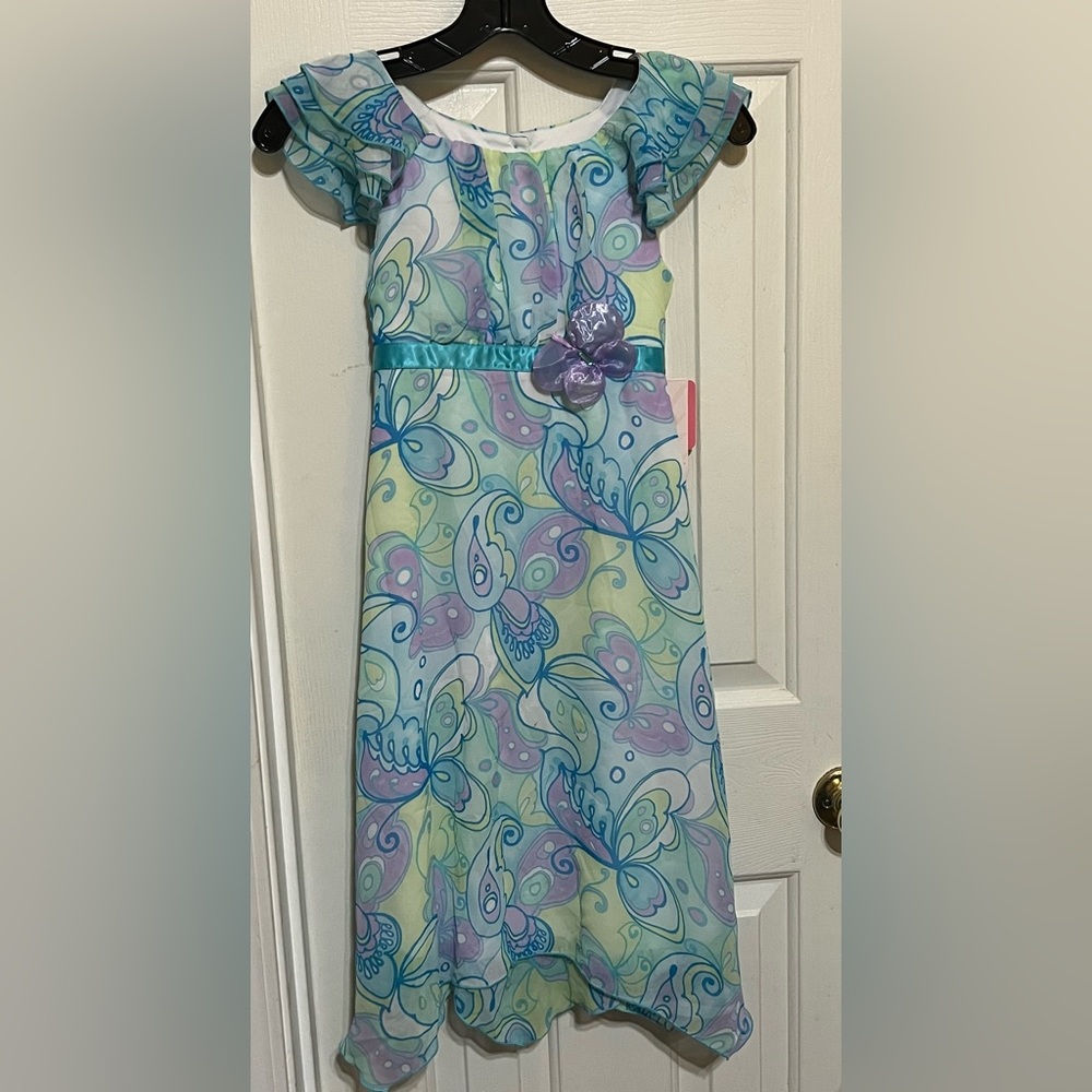 ‘New’ girls super soft, comfortable dress
